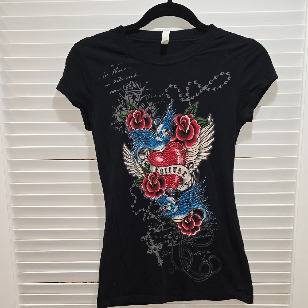 Black Graphic Fitted Tee with Blue and Red Rhinestone Design Size M